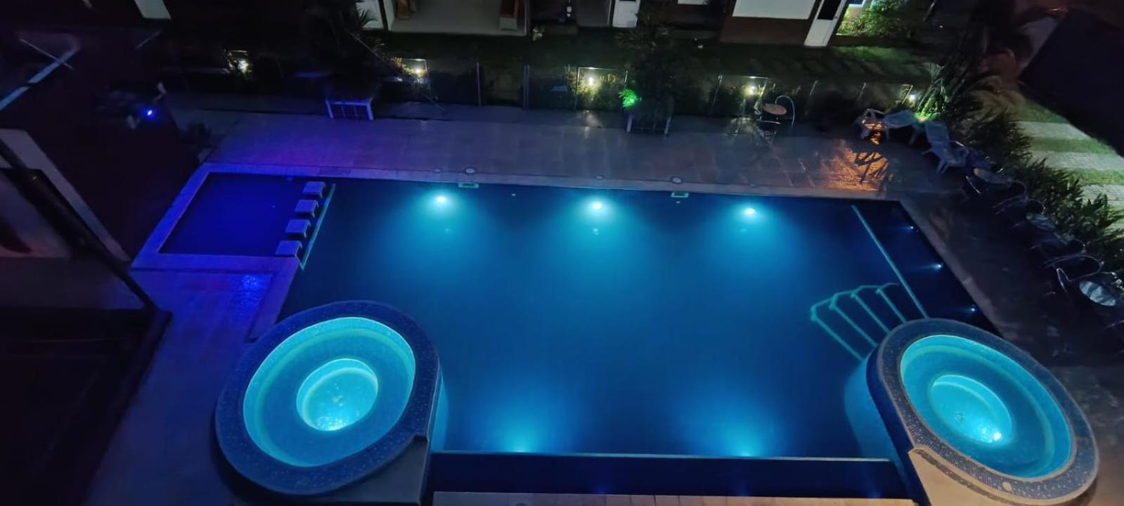 Hotel La Quinta บิยาบิเซนซิโอ ภายนอก รูปภาพ